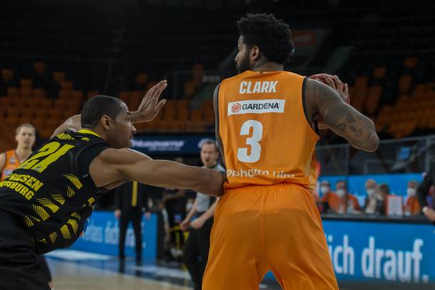 作战中的优 作战中的优